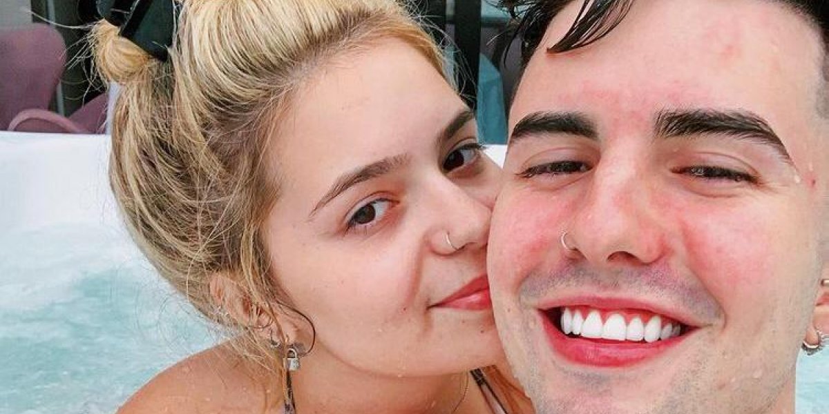 É fake: Viittube finge término de namoro para divulgar novo livro