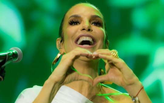 Ivete Sangalo é confirmada entre atrações da Micareta de Feira
