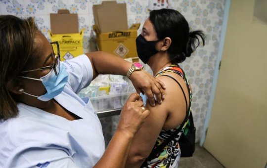 Apenas 3% do público-alvo recebeu vacina contra influenza em Salvador