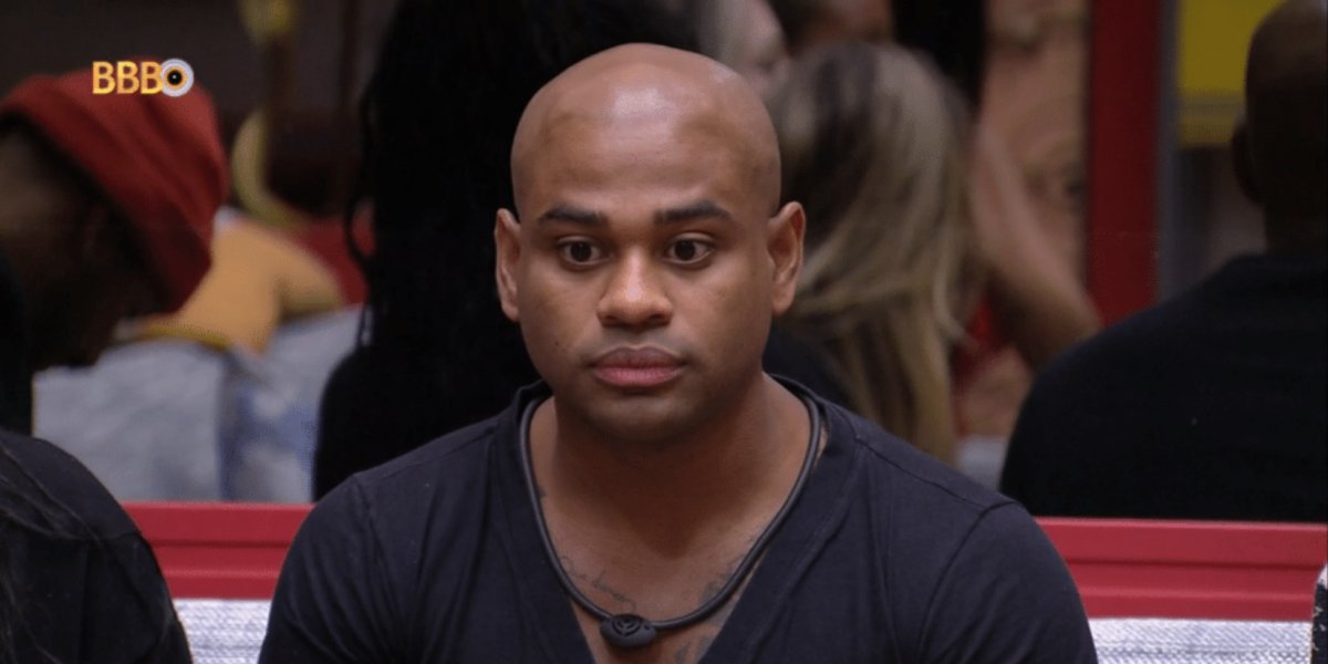Com 48,7% dos votos, Cezar Black é eliminado do BBB 23