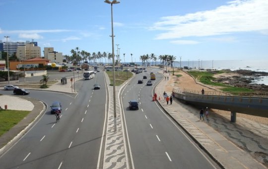 Dois homens morreram durante confronto com a PM, no bairro do Costa Azul