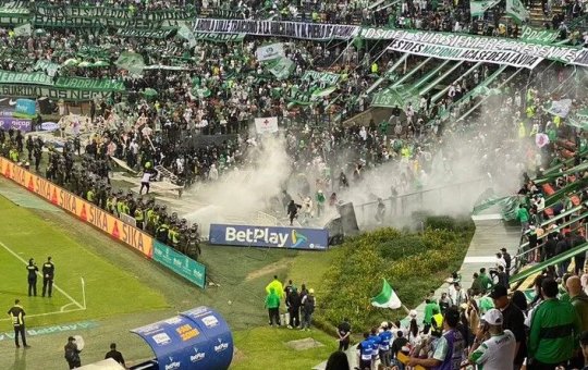 Confronto entre torcida organizada colombiana e polícia deixa 89 feridos