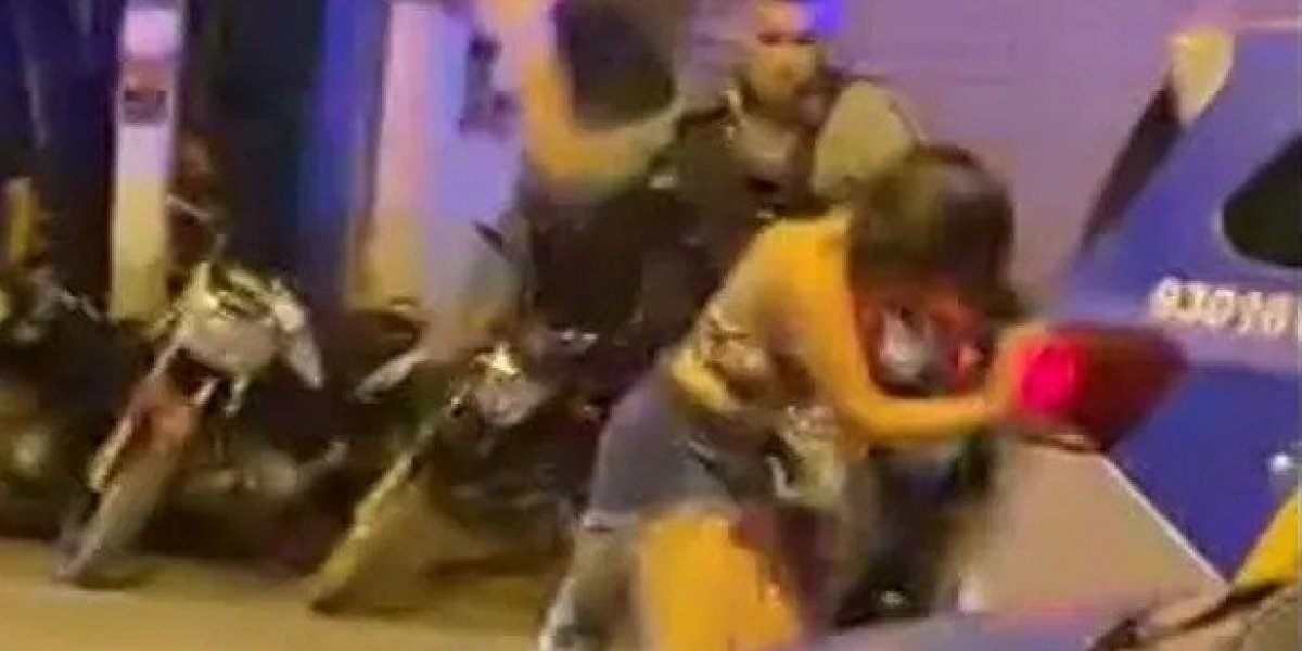 Mulher é agredida por dois policiais durante festa no interior de Pernambuco