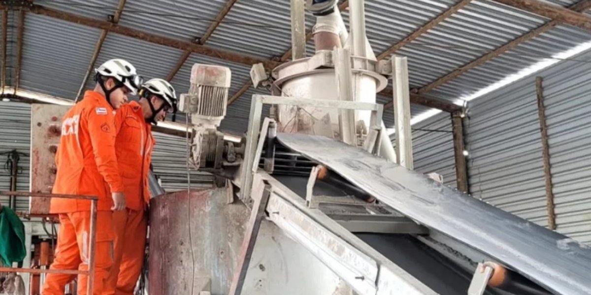 MPT vai apurar morte de operário em máquina de concreto em Porto Seguro