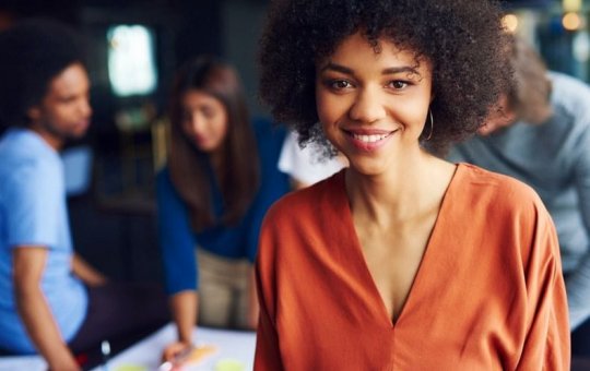 Evento online gratuito para mulheres empreendedoras começa em maio