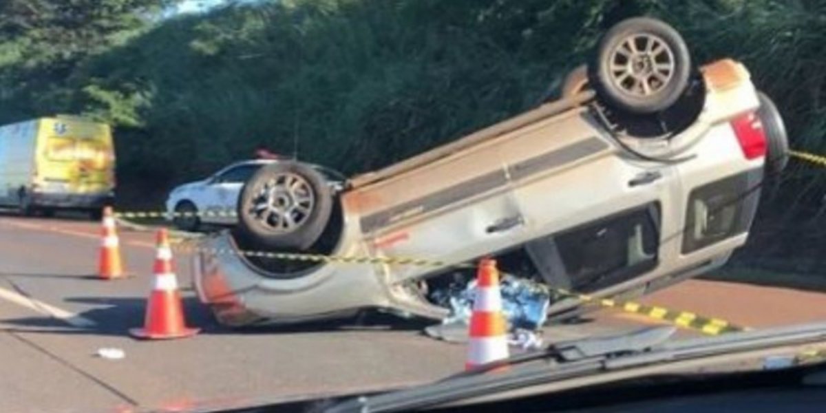 Tragédia: Cantora sertaneja morre em acidente de carro