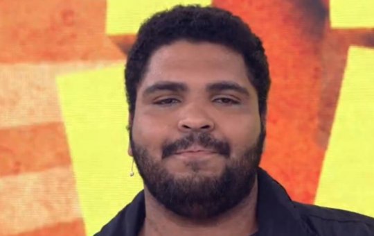 "Eu choro por ser feio": Paulo Vieira desabafa nas redes sociais