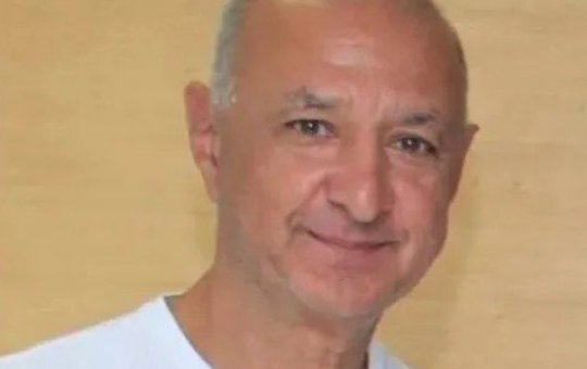 Prefeito que se casou com adolescente exonera sogra e tia da esposa