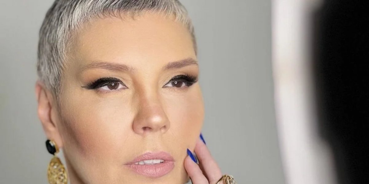 "Um dia de cada vez", afirma Simony após retomar tratamento contra o câncer