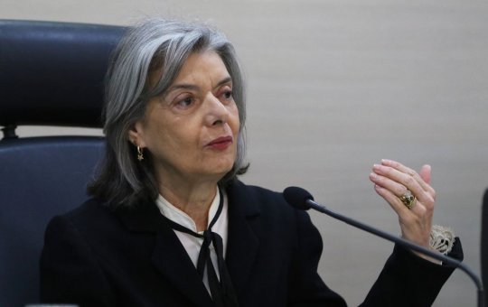 STF tem 4 votos para tornar réus 200 denunciados por atos golpistas