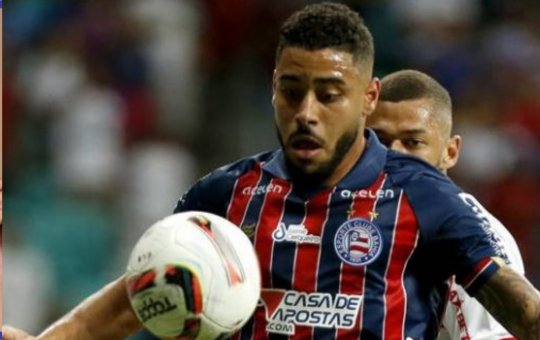 De volta à titularidade, Matheus Bahia comemora classificação na Copa do Brasil