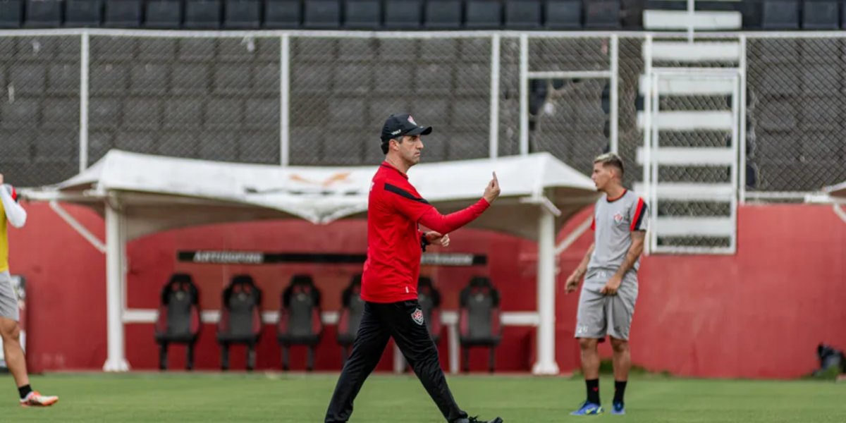 Em busca da liderança da Série B, Vitória enfrenta o Londrina nesta sexta-feira