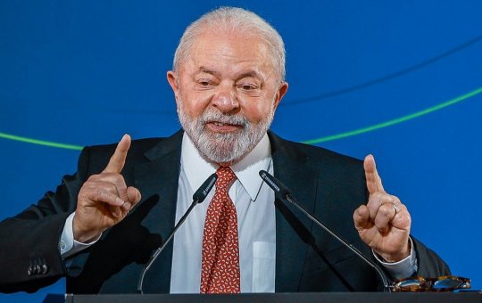 Lula fala sobre necessidade de concursos públicos em cerimônia de sanção