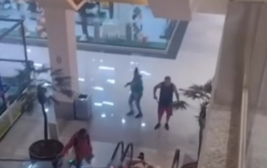 Homem é morto em escada rolante de shopping no Rio de Janeiro