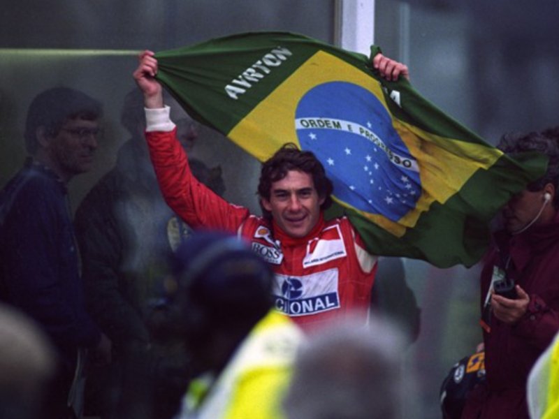 Pilotos e F1 relembram legado de Ayrton Senna, há 29 anos