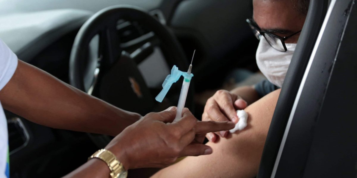 Salvador retoma aplicação de vacina bivalente contra a Covid nesta terça-feira
