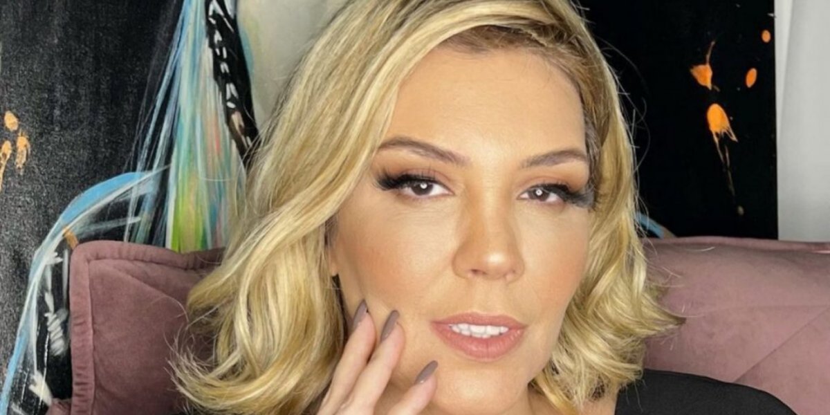 Em tratamento conta um câncer no intestino, Simony desabafa: “Em busca de cura”