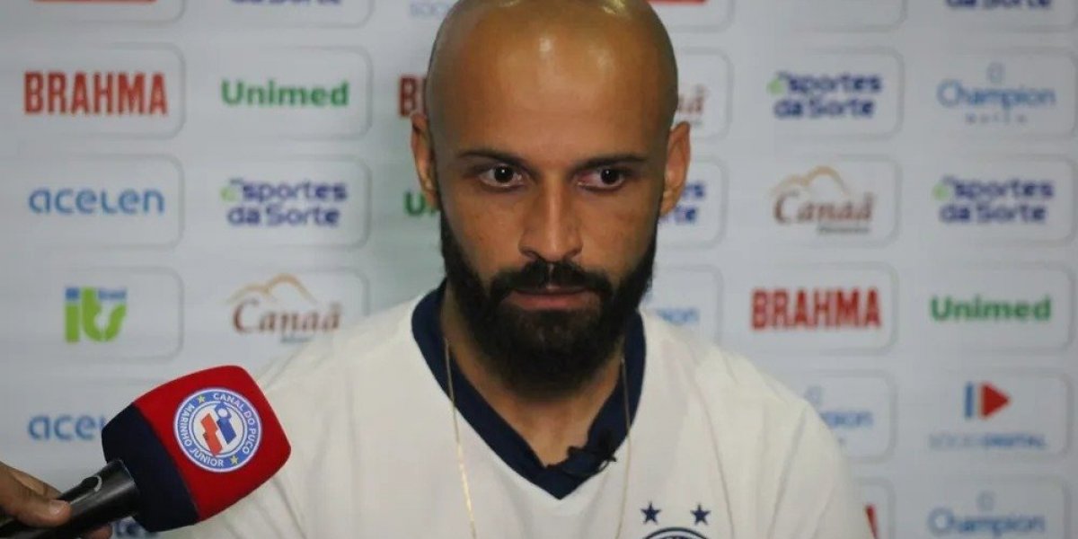 Thaciano elogia trabalho do Bahia e mira "conhecer" torcida na Fonte Nova