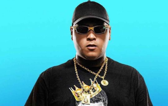 MC Ryan, dono do hit 'Tubarão te amo', é internado na Bélgica após se sentir mal