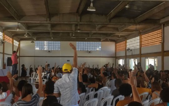 Funcionários da rede municipal de Lauro de Freitas fazem paralisação de 72h