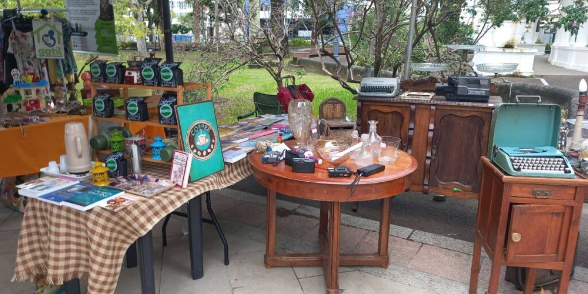 Feira retrô no Campo Grande estimula economia solidária e sustentável