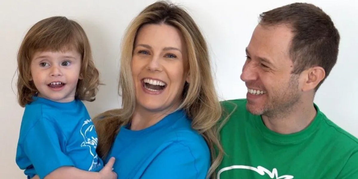 "Teve um mês bom",afirma Tiago Leifert ao falar sobre estado de saúde da filha