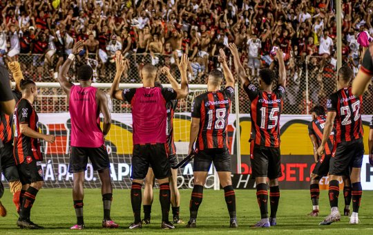 Com 100% na Série B, Vitória pode repetir feito de ano que conquistou o acesso