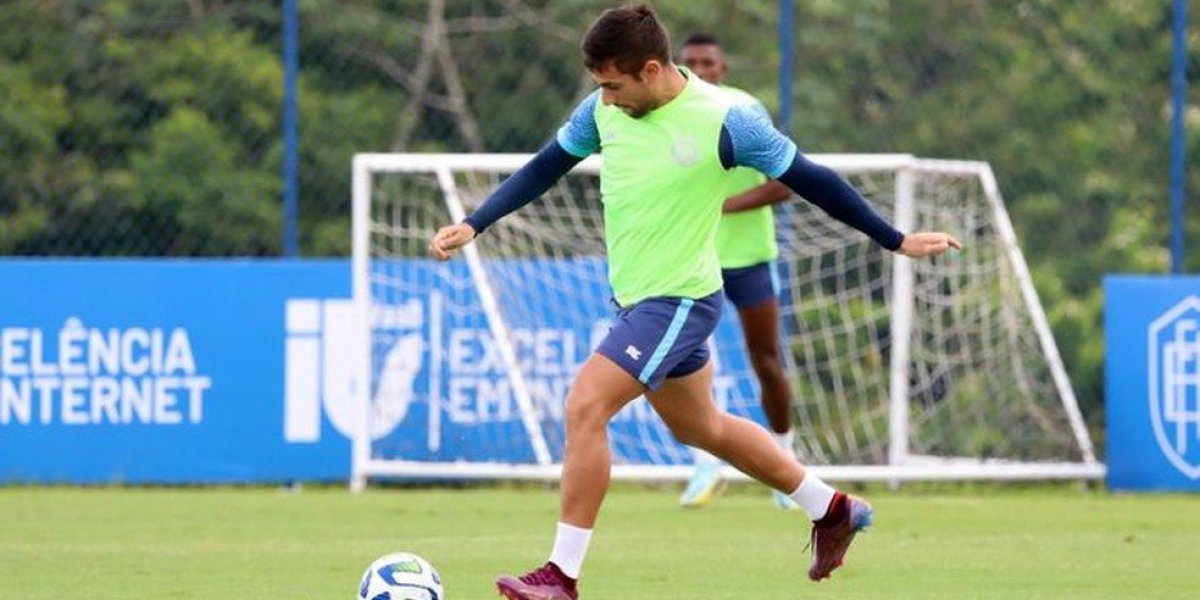 Bahia realiza treino tático antes de viagem para jogo do Santos
