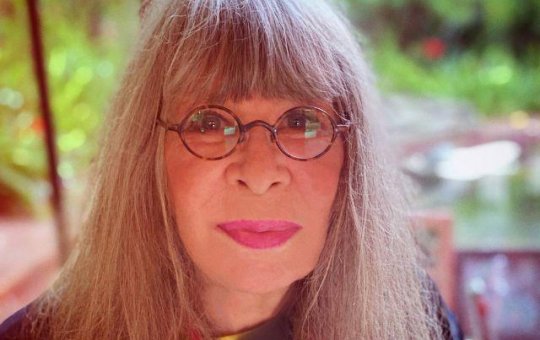 Maria Bethânia, Gilberto Gil e Carlinhos Brown prestam homenagens à Rita Lee