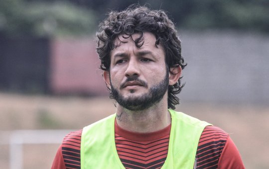 Ex-Vitória, Fernando Neto foi pago para ser expulso e tem conversa revelada