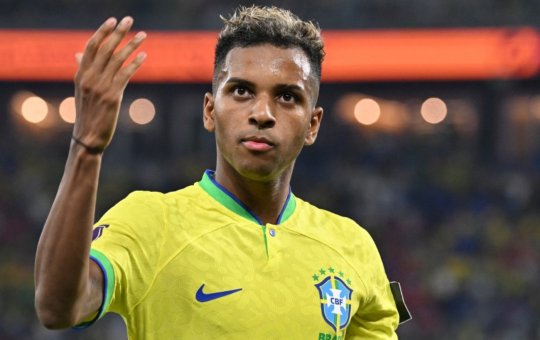 Tá rolando? Fãs especulam romance entre Rodrygo do Real Madrid e apresentadora