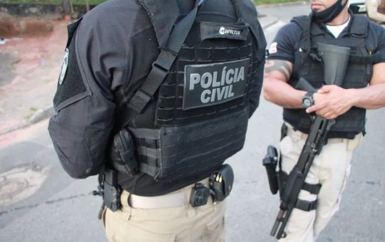 Homem é preso por manter companheira em cárcere privado em Nazaré das Farinhas