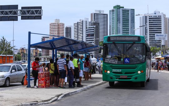 Rodoviários de Salvador vão decidir nesta quinta-feira por estado de greve