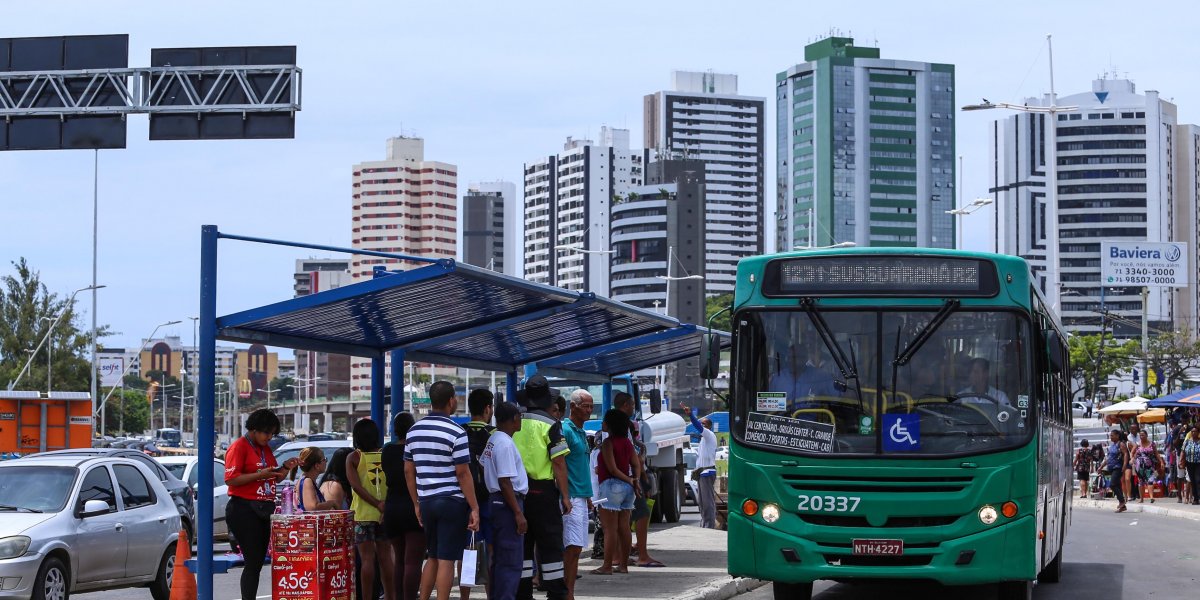 Rodoviários de Salvador vão decidir nesta quinta-feira por estado de greve