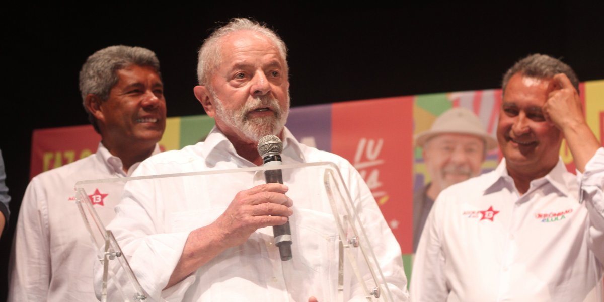 Lula assina liberação de R$ 3,86 bilhões para cultura durante agenda em Salvador