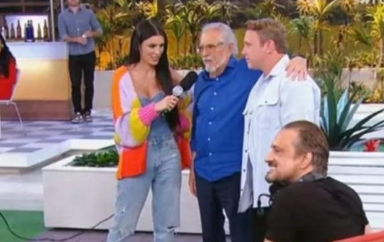 'Cabeção' em A Praça é Nossa: Sérgio Hondjakoff volta à TV após internamento