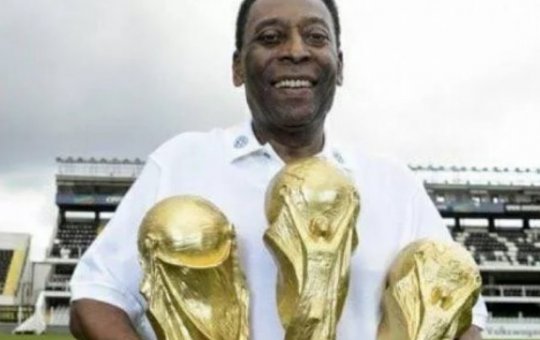 Mausoléu de Pelé será aberto para visitação em Santos, SP