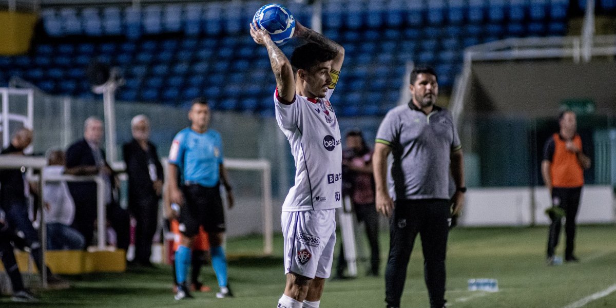 Lateral Zeca, capitão do Vitória, se pronuncia após ser citado por apostadores