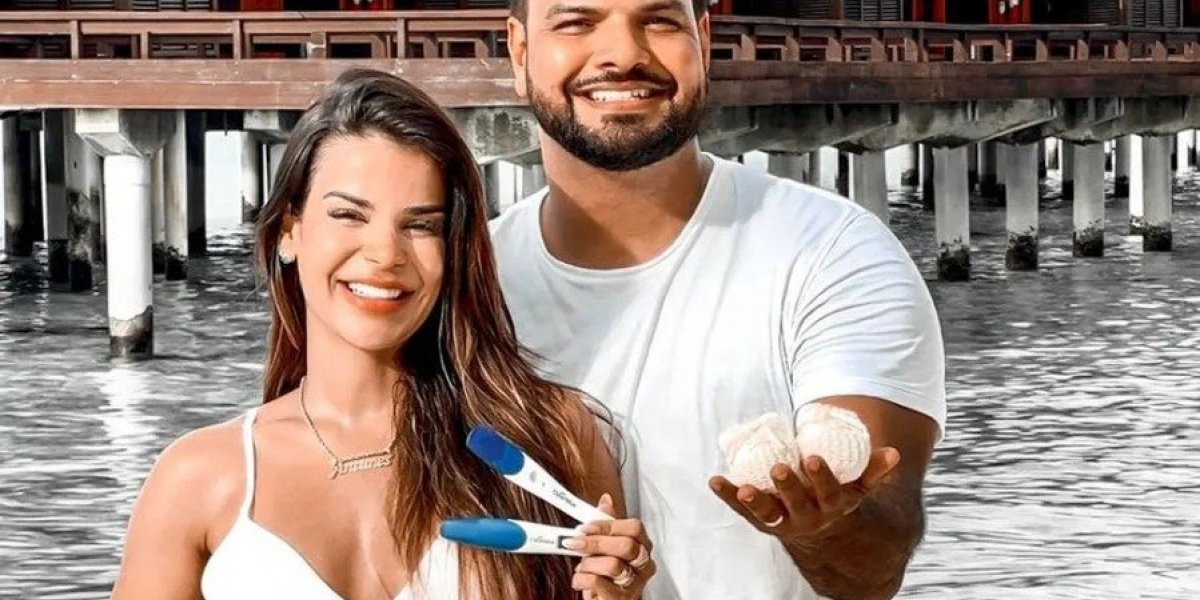 Cantora Mari Antunes, do Babado Novo, anuncia gravidez aos 36 anos