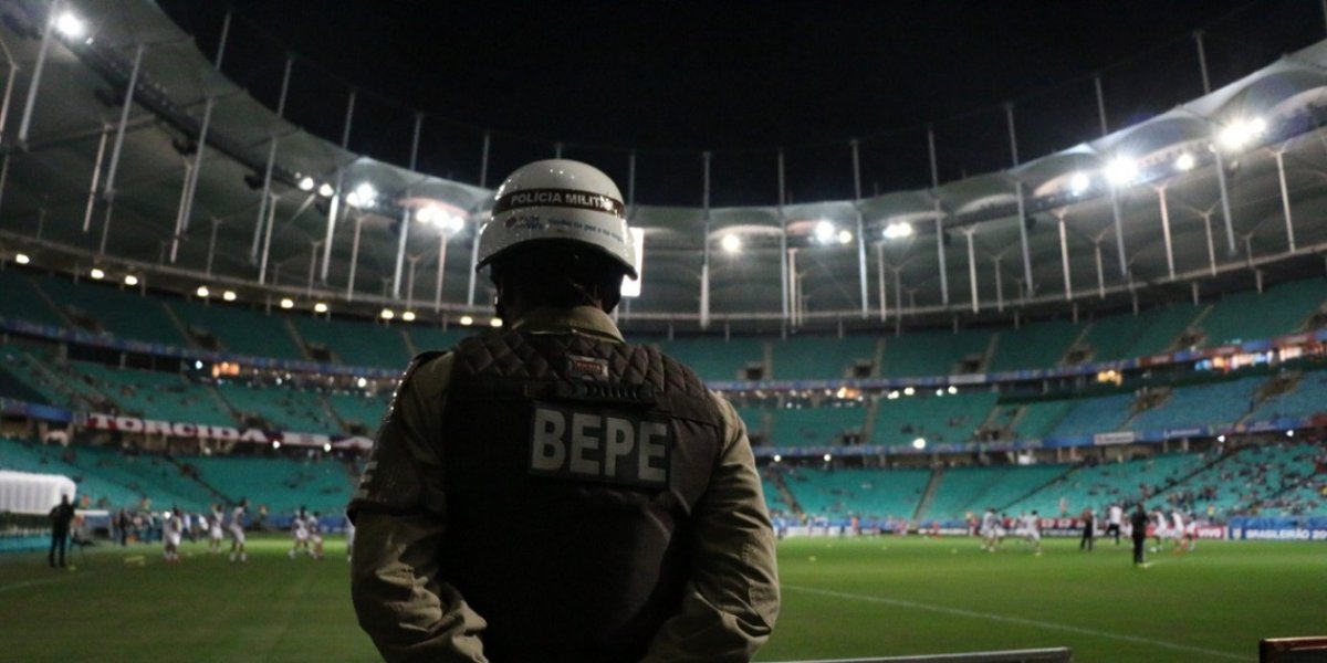 Cerca de 700 policiais são empregados para o jogo Bahia x Flamengo