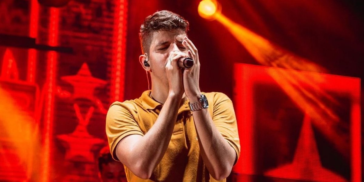 Nadson, O Ferinha, se apresenta no Arrocha Forró do Baleia neste sábado