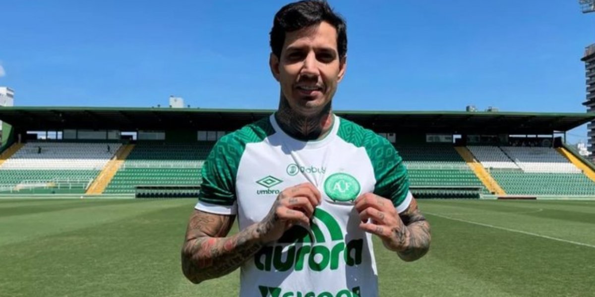 "Não tenho envolvimento", diz Victor Ramos sobre suposta relação com apostas