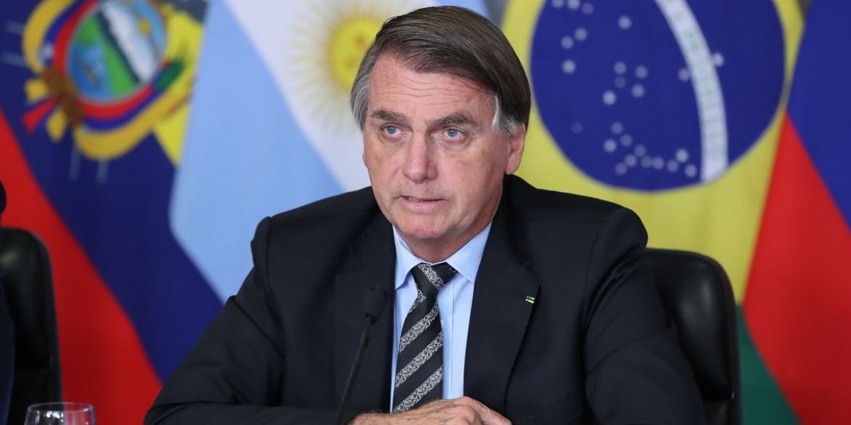 Alvos da PF, assessores de Bolsonaro multiplicaram ganhos em viagens aos EUA