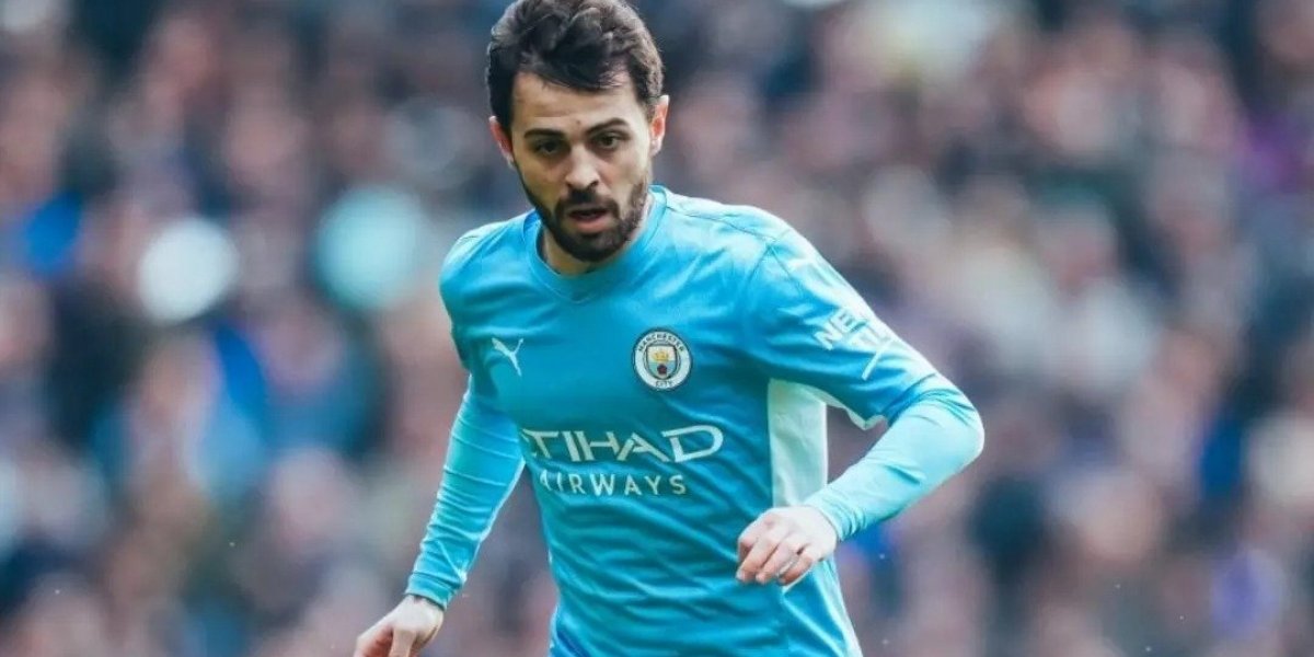 PSG quer tirar destaque do Man City; jogador é alvo do diretor Luis Campos