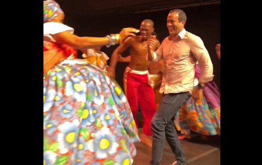 Bruno Reis dança com Balé Folclórico e é elogiado por coreógrafo de famosos