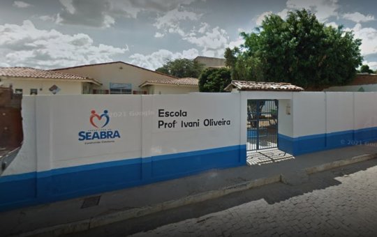 Estudante de 13 anos agride professora com facão na Chapada Diamantina