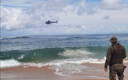 Pesca ilegal: dois homens são flagrados com compressores em Salvador