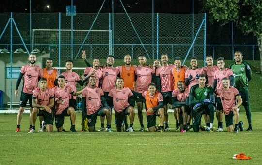 Vitória visita Mirassol em busca de reação na Série B