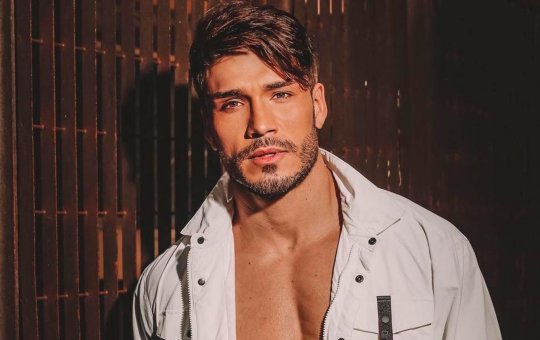 Lucas Viana reage a assalto e tem carro atingido por tiro em São Paulo