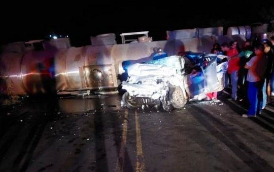 Cinco estudantes universitários morrem em acidente de carro na Bahia